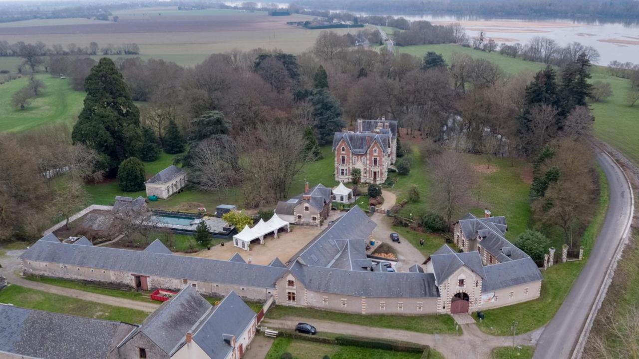 Chateau De Belle Poule Les Ponts-de-Cé Exteriör bild