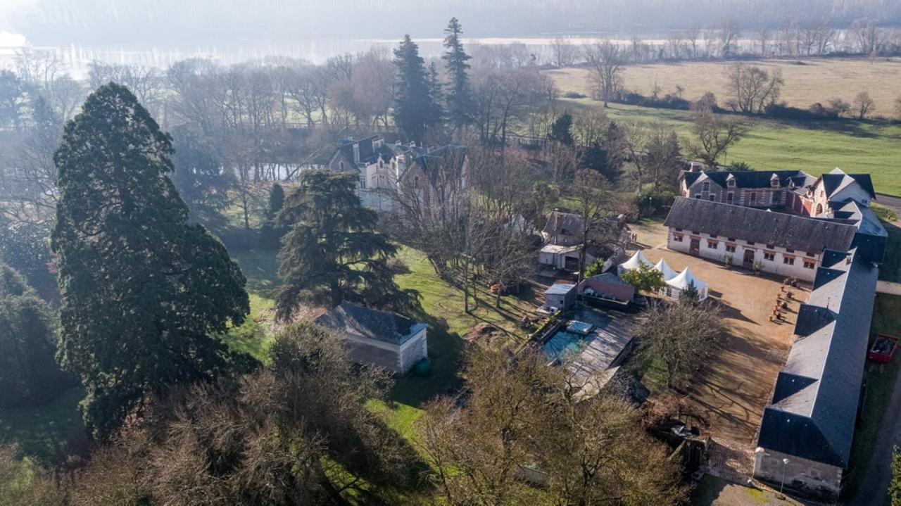 Chateau De Belle Poule Les Ponts-de-Cé Exteriör bild